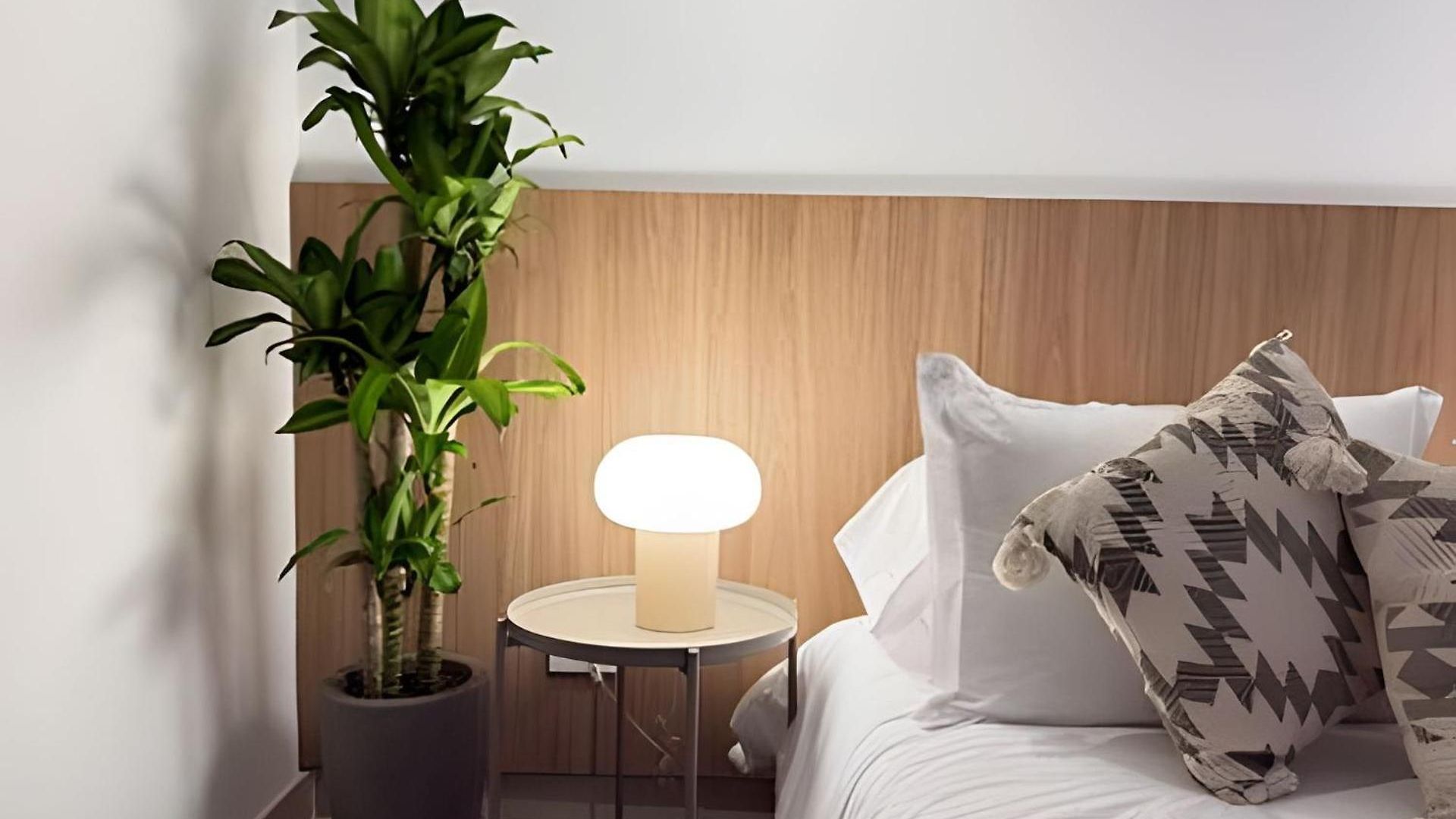Apartamento Elegante Con Balcón En