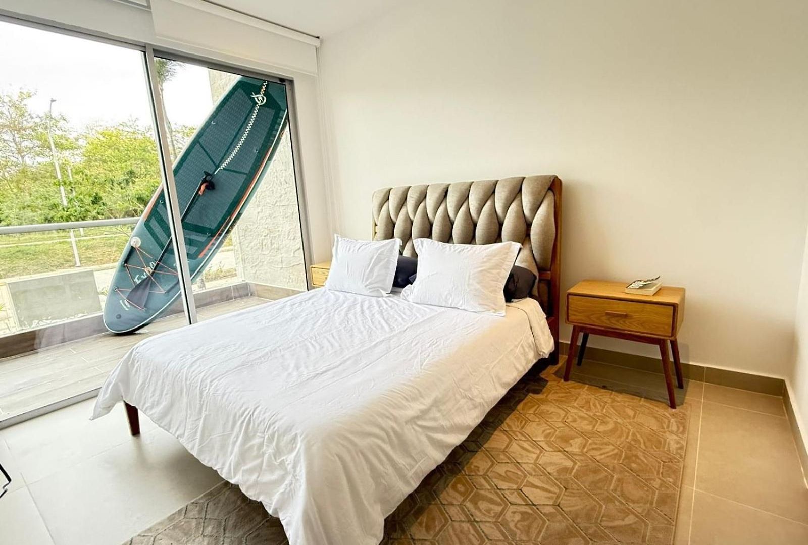 Apartamento Elegante Con Balcón En *
