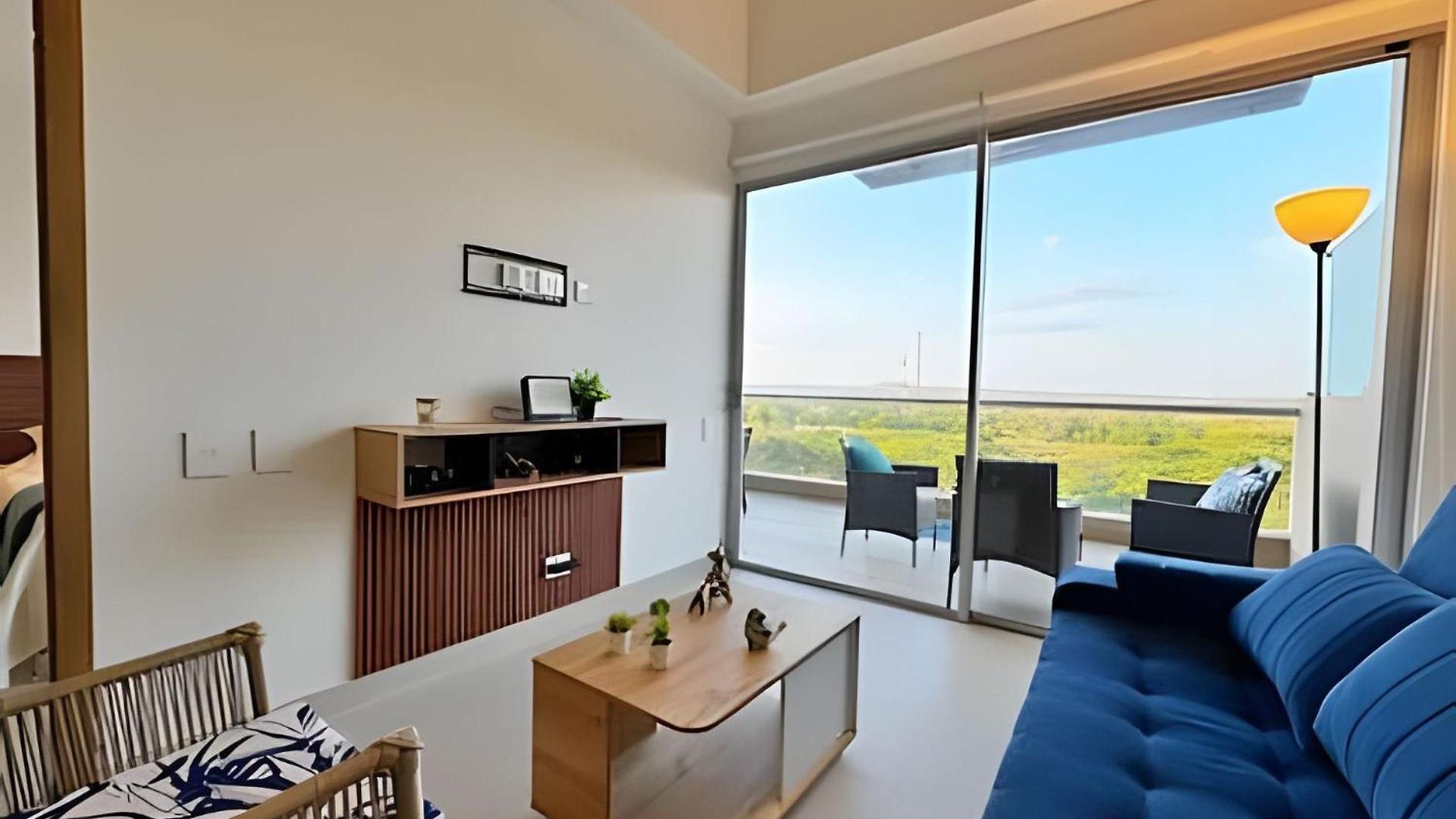 Elegante Con Balcón En Apartamento Cartagena