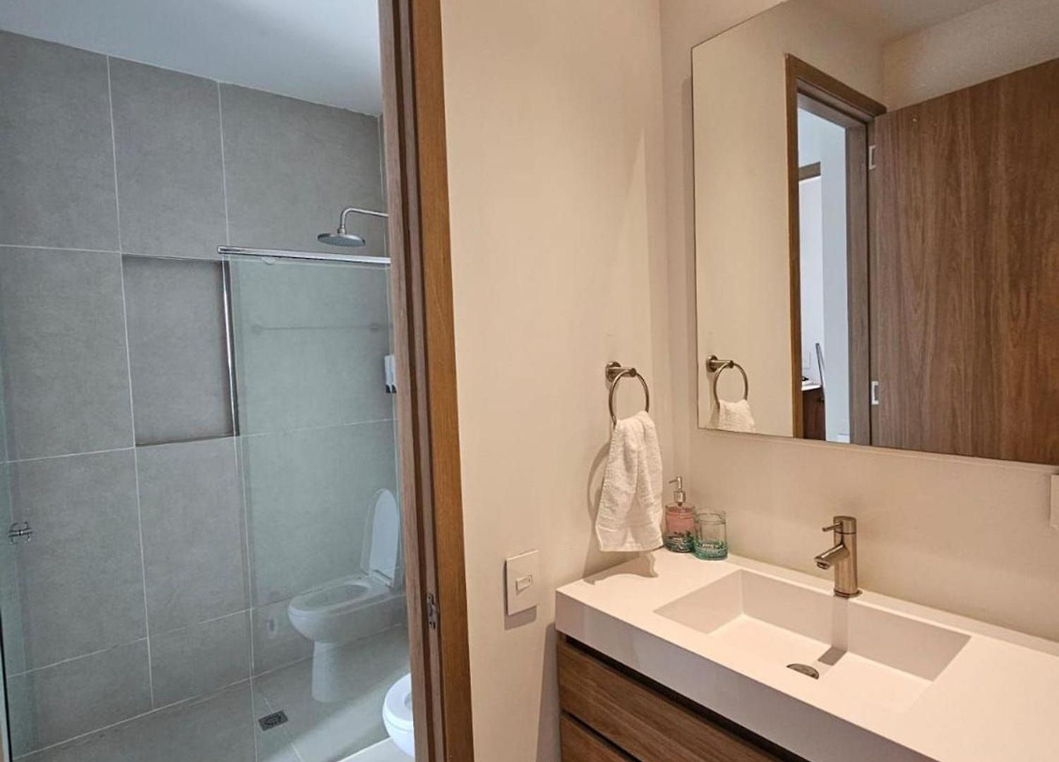 Apartamento Elegante Con Balcón En Cartagena