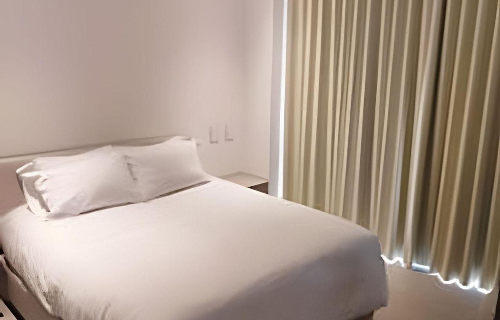 Apartamento Elegante Con Balcón En