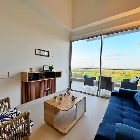 Apartment Elegante Con Balcon En *
