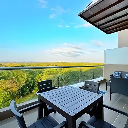 Elegante Con Balcón En Apartamento Cartagena