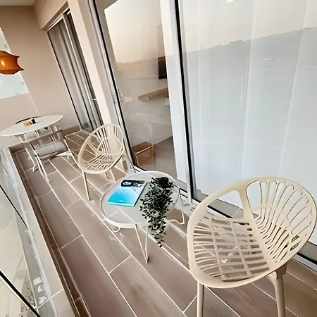 Elegante Con Balcón En Apartamento Cartagena