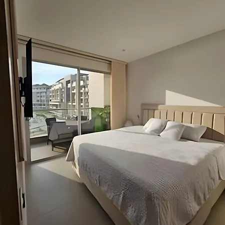 Elegante Con Balcón En Apartamento Cartagena