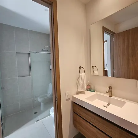 Apartamento Elegante Con Balcón En Cartagena