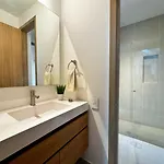 Elegante Apartamento Con Balcon En Cartagena