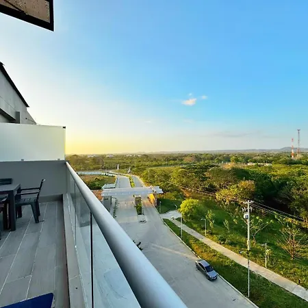 Elegante Con Balcón En Apartamento *